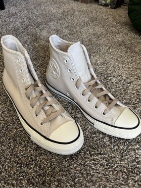 Converse High Top Sneakers in Light Beige and White